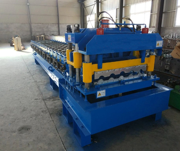 Rotolo lustrato tagliente idraulico delle mattonelle che forma macchina 1.5-3m/Min Single Phase