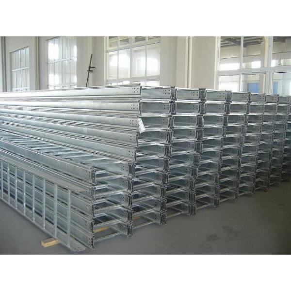 90 - alta velocità del motore di Tray Roll Forming Machine 7.5KW del cavo di larghezza di profilo di 600mm