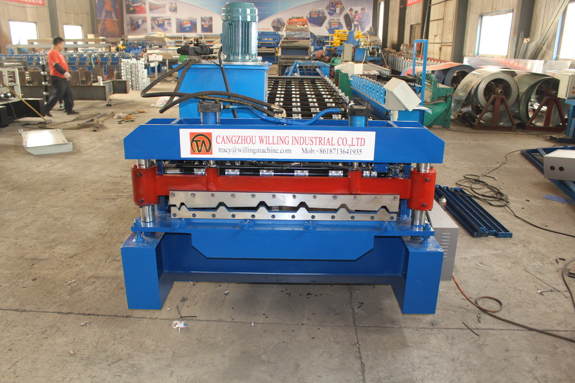 Prezzo di fabbrica 2.5T Mural Panel Roll Forming Machine Taglio idraulico con diametro dell'albero 50mm
