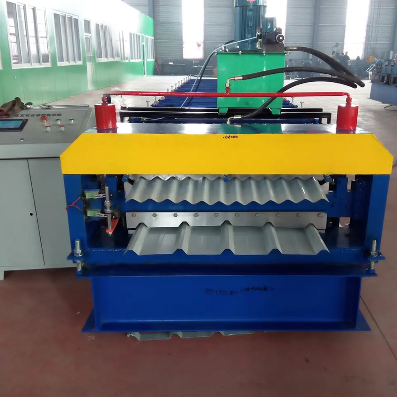 Il rotolo di doppio strato di iso 4kw che forma la macchina ha ondulato il tetto & 5 Rib Roofing
