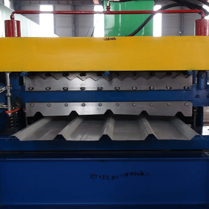 Il rotolo di doppio strato di iso 4kw che forma la macchina ha ondulato il tetto & 5 Rib Roofing