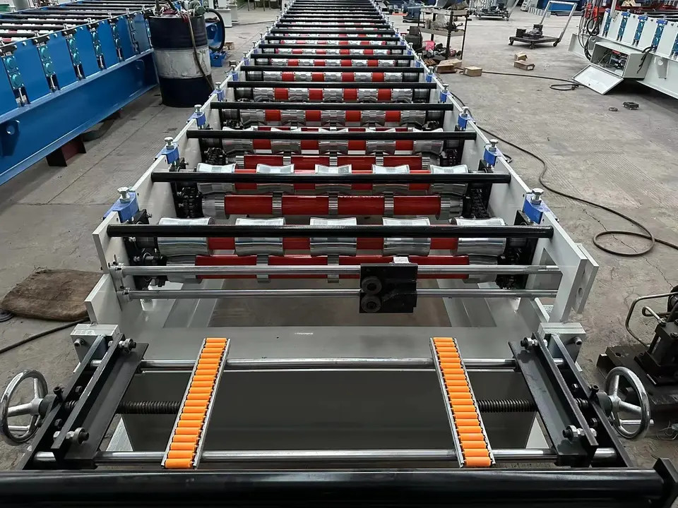 Il portatile 1000mm PBR rotola le precedenti mattonelle di tetto di alta velocità di Ibr 686 che fanno la macchina