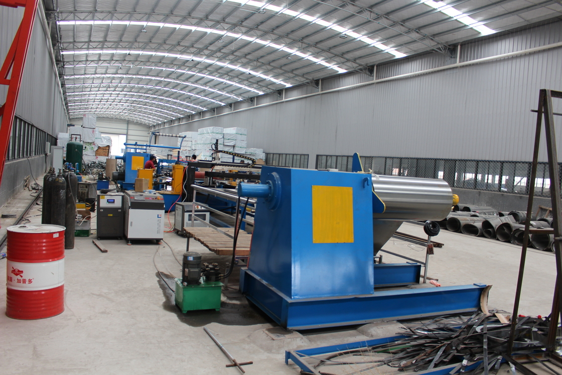 Linea di produzione di taglio di spessore ad alta velocità di 1.5mm-3mm Bobina d'acciaio 30m/Min