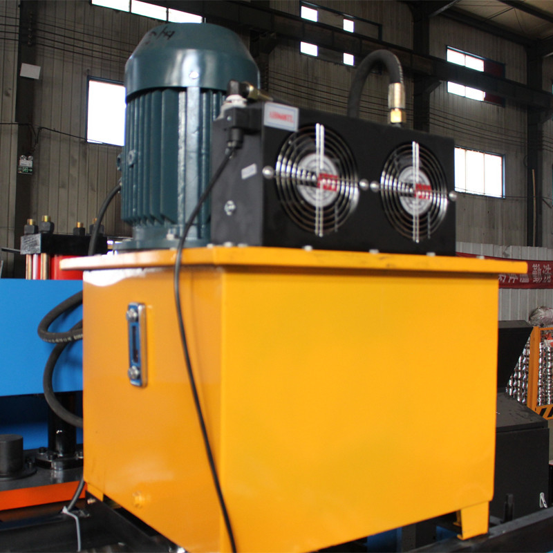 2024 Nuovo design doppio strato Roof Roll Forming Machine 840 trapezoidale e 836