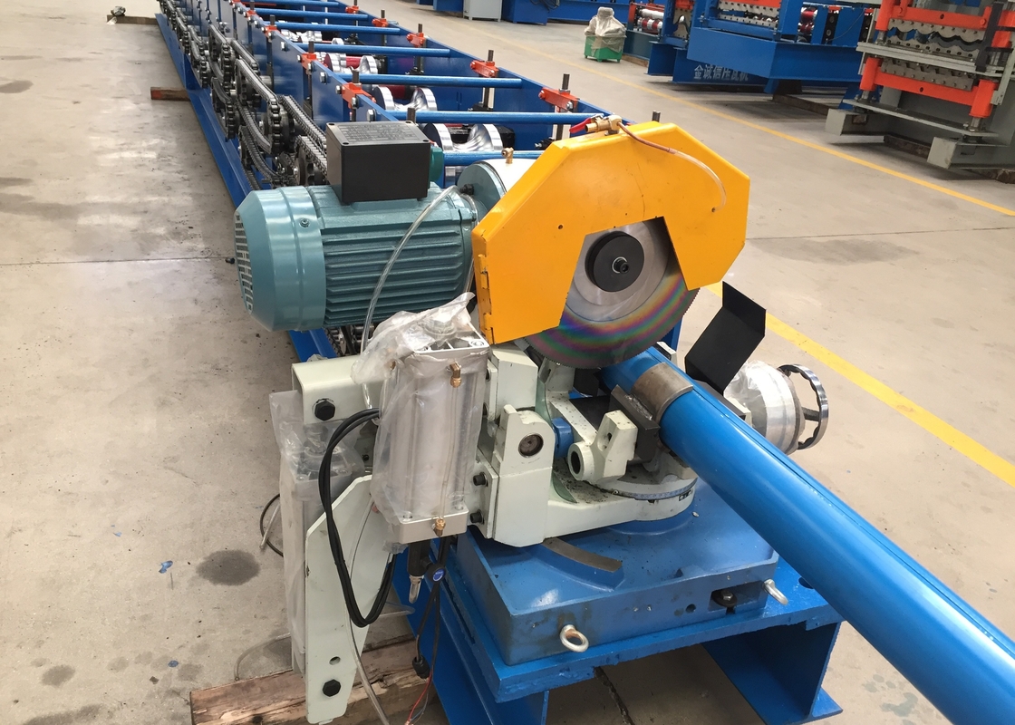 0.3-0.6mm giù il rotolo del tubo che forma macchina per produzione industriale