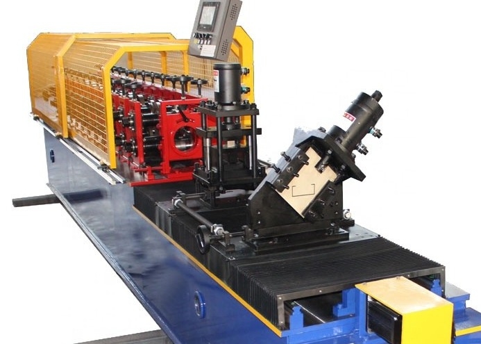 10-15m/min Velocità C Canale Roll Forming Machine con potenza di 5,5kw