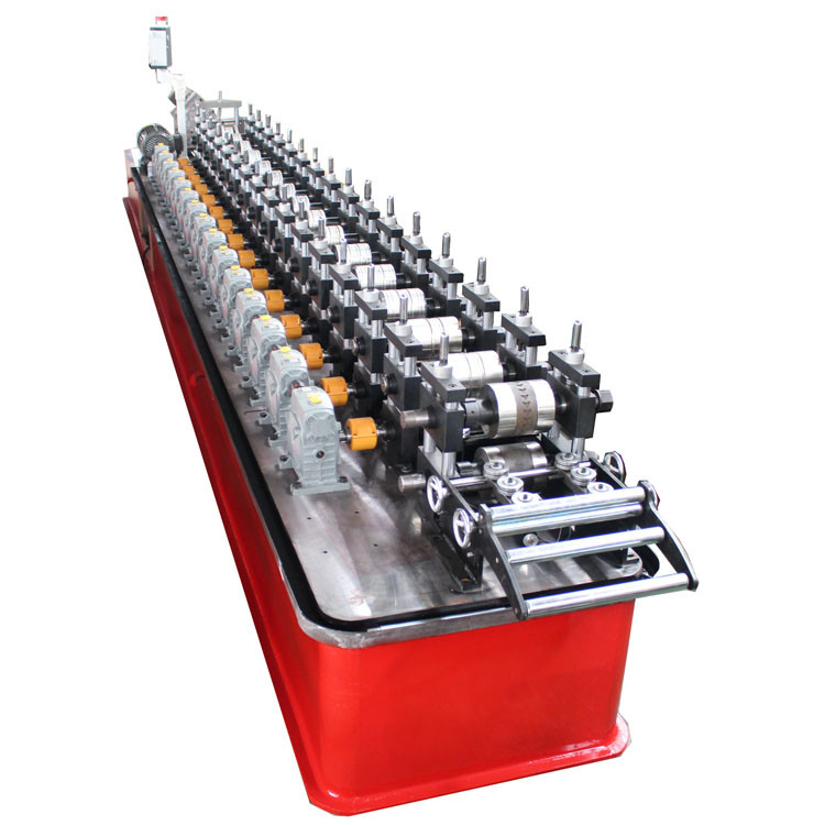 Sistema di taglio volante 3kw C-Canal Roll Forming Machine ad alta velocità per Ppgi