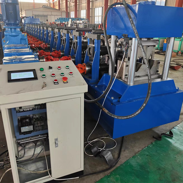 HRC58-62 Cromo rivestito Highway Guardrail Roll Forming Machine 11kw 5.5kw Controllo PLC