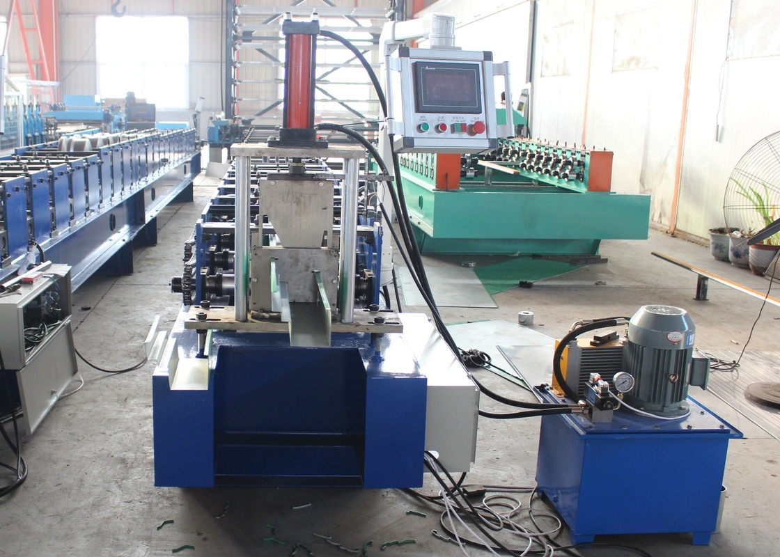 0.3-0.8 mm macchina per la formazione di tubi a catena in acciaio al carbonio con taglio idraulico