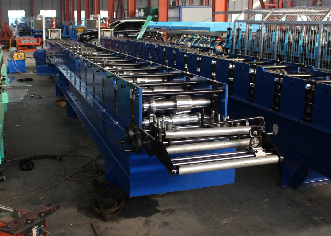 Macchine idrauliche per la formazione di rotoli di tubi a taglio ridotto 18 stazioni stazioni a rulli 4 kW Potenza del motore