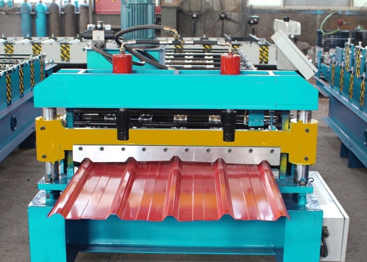 Alta velocità 45# Macchina per la formazione di rotoli per tetto in acciaio per alluminio e acciaio colorato