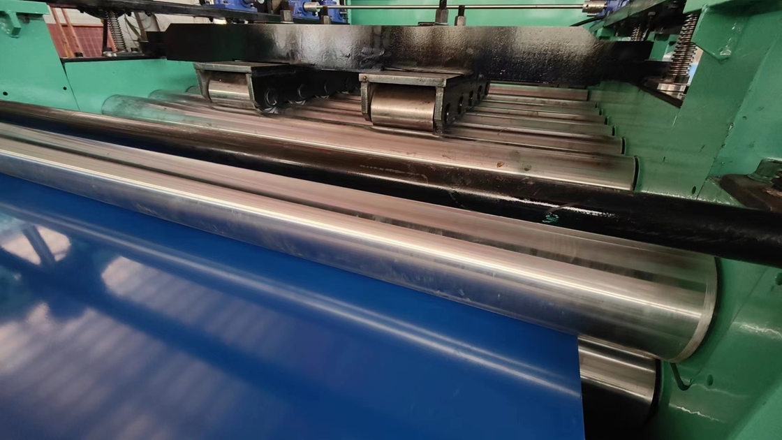 Controllo PLC taglio in lunghezza e levigatore di linee di taglio con motore di formazione da 4 kW 0,3-4 mm