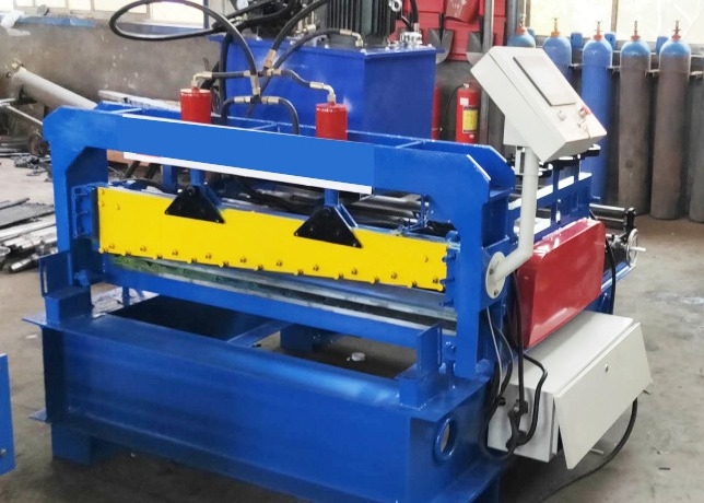 Linea di taglio automatico della bobina di decollaggio della lamiera di tetto