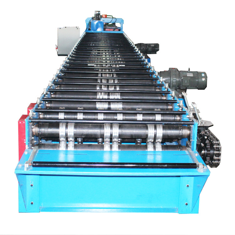18-26 Stazione Cold Galvanized Steel Deck Roll Forming Machine con taglio idraulico