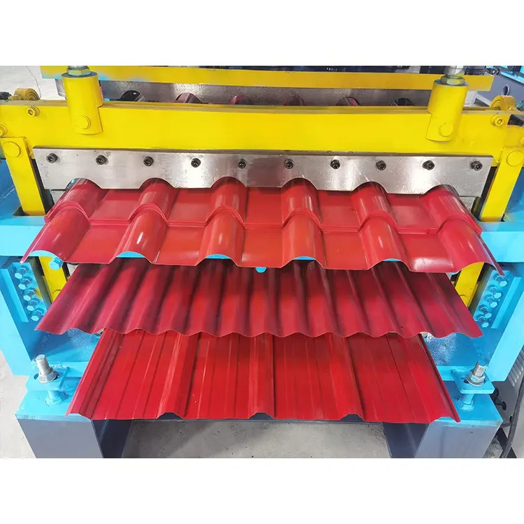 Macchinari per materiali da costruzione personalizzati Roof Panel Roll Forming Machine con potenza di taglio di 5,5 kW e taglio idraulico