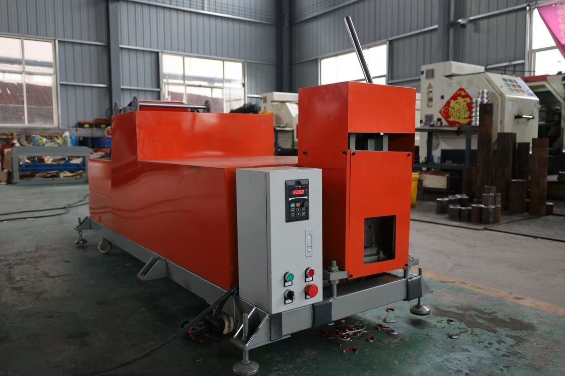 Macchina portatile senza cuciture per la formazione di rotoli per fogli di acciaio galvanizzato