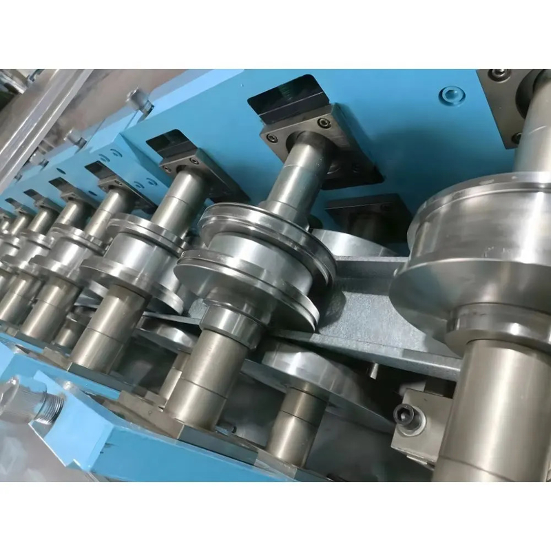 0.8-1.6mm Multiplice Dimensioni C89 C140 C200 Light Steel Framing Machine Light Gauge Roll Forming Machine per case prefabbricate