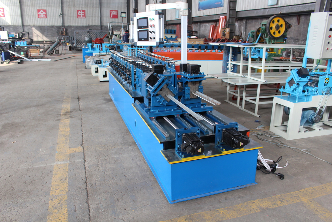 Due in uno Keel Stud And Track C U Drywall Roll Forming Machine per il pannello di parete del tetto