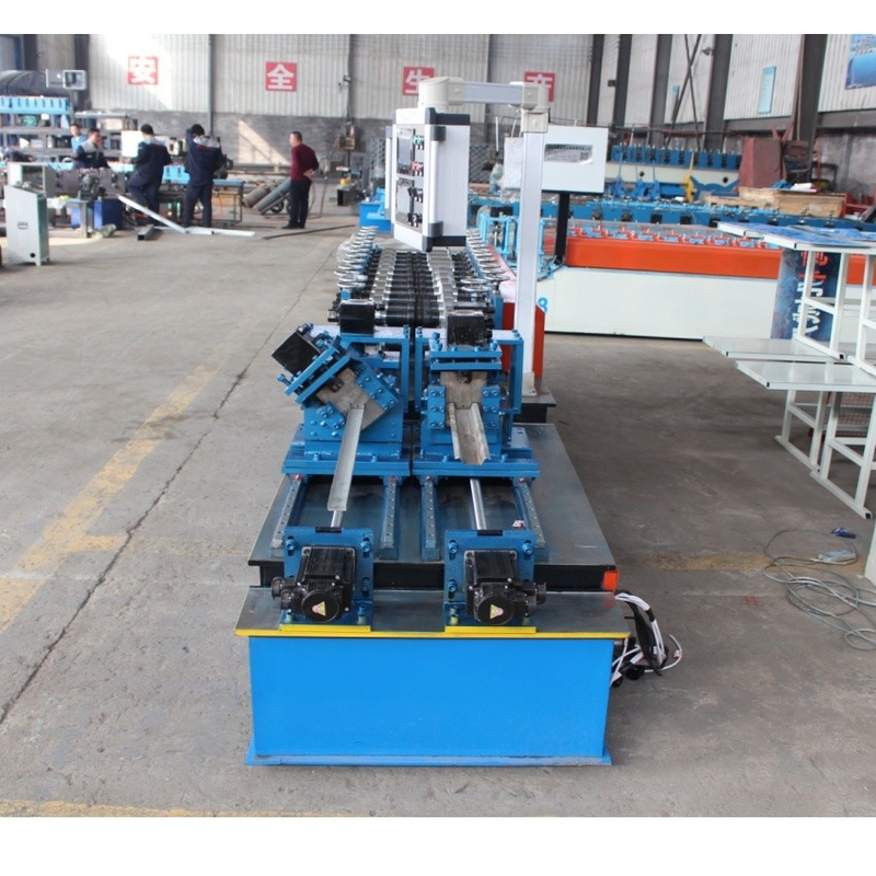 Due in uno Keel Stud And Track C U Drywall Roll Forming Machine per il pannello di parete del tetto