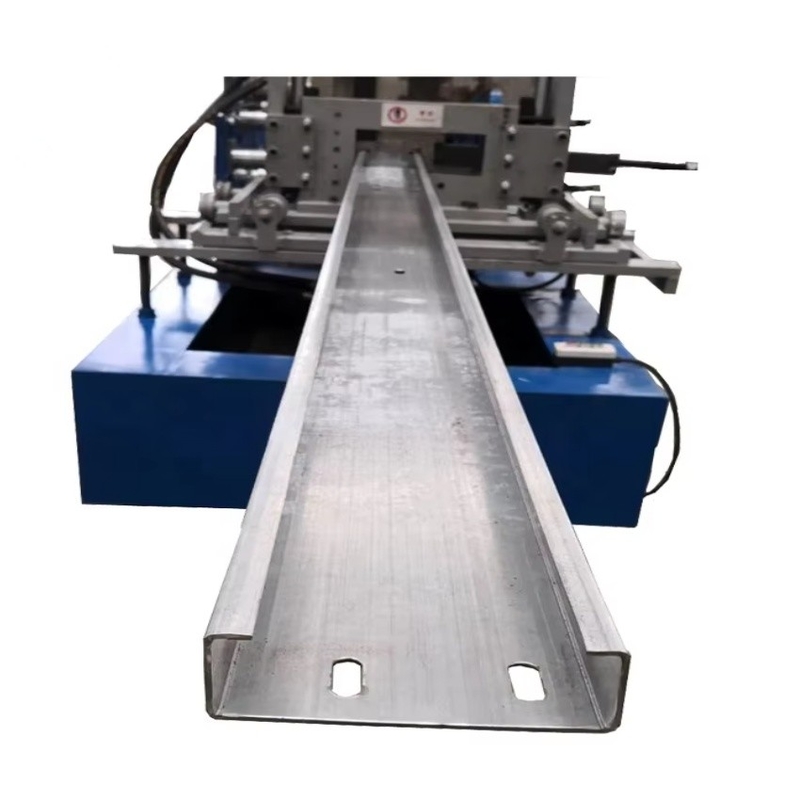 Metallo Acciaio Framing Profile magazzino automatico CZ Purlin Hole Punch Cold Roll Forming Forming Making Machine per la casa