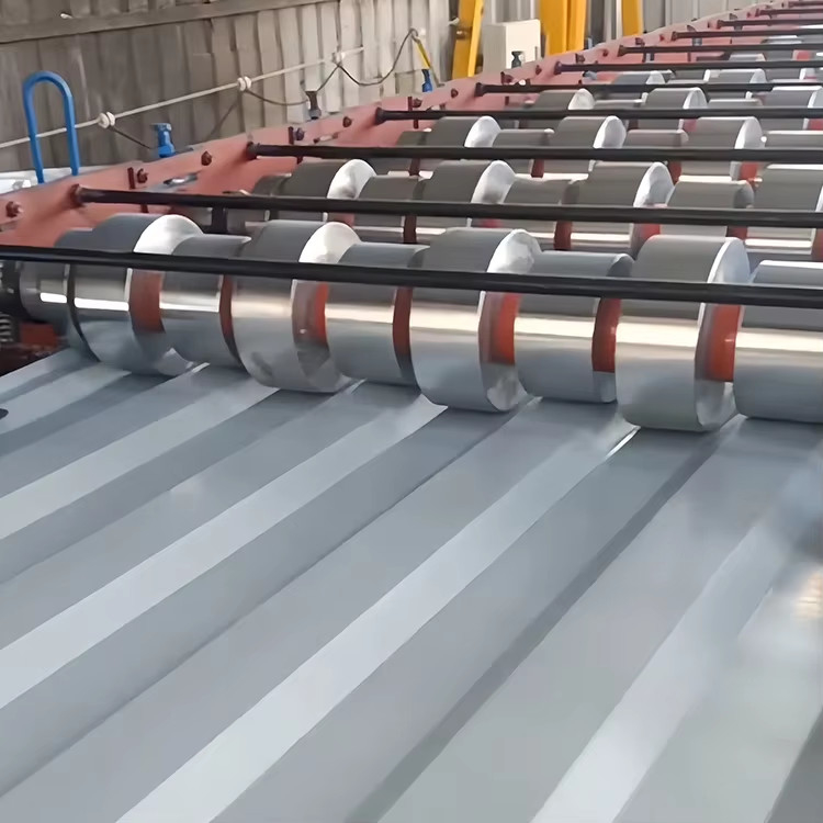 Linea di produzione di pannelli sandwich ad alta precisione