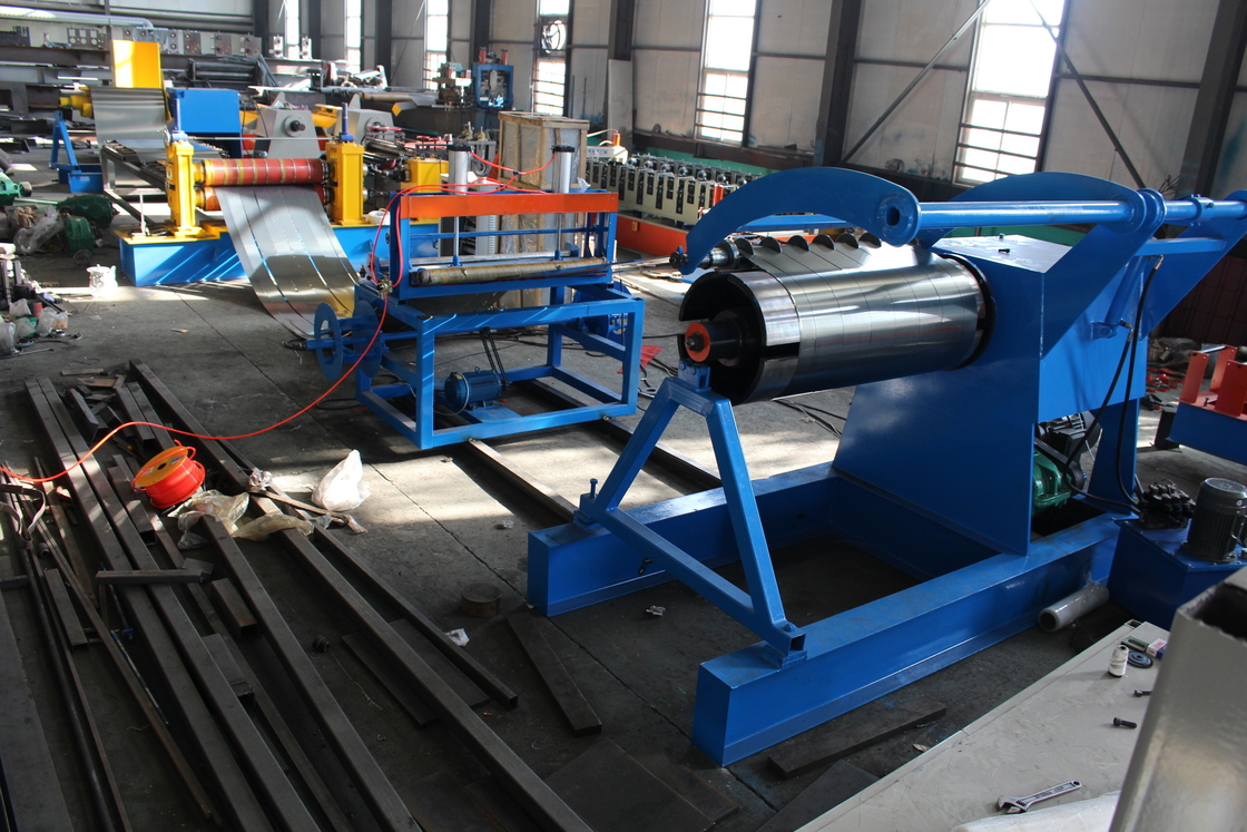 1200mm larghezza 3-6mm bobina di acciaio linea di produzione di taglio ad alta velocità macchina con uncoiler idraulico e recoiler