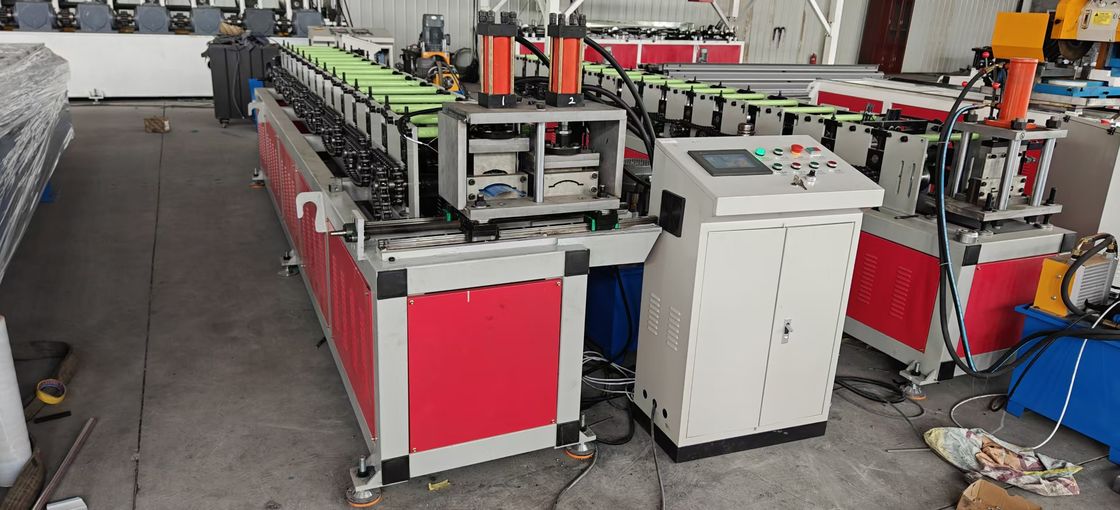 2025 New Design Metal Picket Fence Roll Forming Machine Fence Lines America Stile