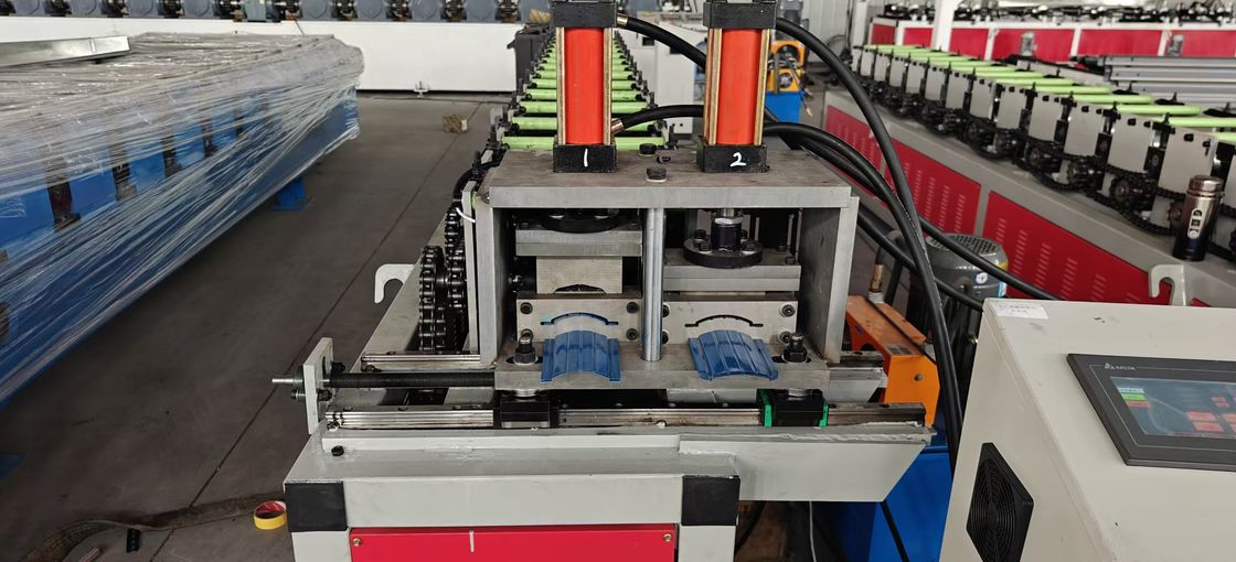 2025 New Design Metal Picket Fence Roll Forming Machine Fence Lines America Stile