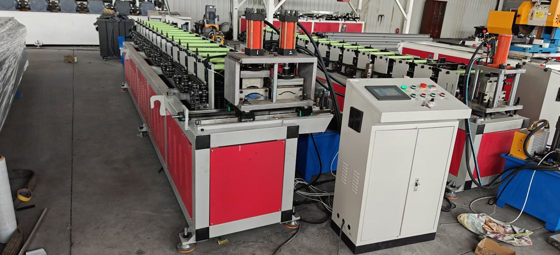 2025 New Design Metal Picket Fence Roll Forming Machine Fence Lines America Stile