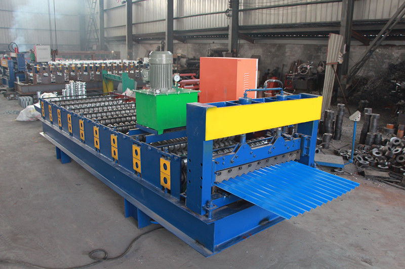 1000 mm di larghezza materia prima Roofing metallo ondulato macchina di formazione di rotoli pieno controllo PLC automatico