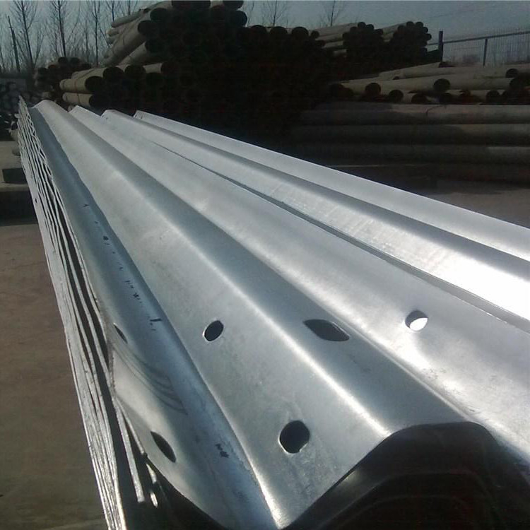 2025 corrimano autostradale 3 onde 4 mm 15 m/min Corrimano corrugato macchina di formazione di rotoli