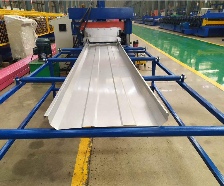 Rotolo della cucitura di condizione della serratura di auto che forma macchina per lo strato del tetto dell'acciaio di colore