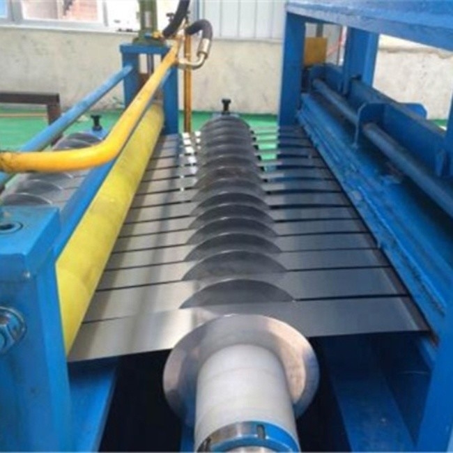spessore di 1.5mm-3mm che fende la linea di produzione velocità semplice 30m/Min della bobina d'acciaio