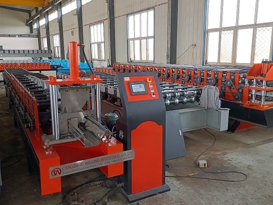 Rotolo completamente automatico della grondaia della pioggia che forma la linea di produzione della rete fognaria della macchina