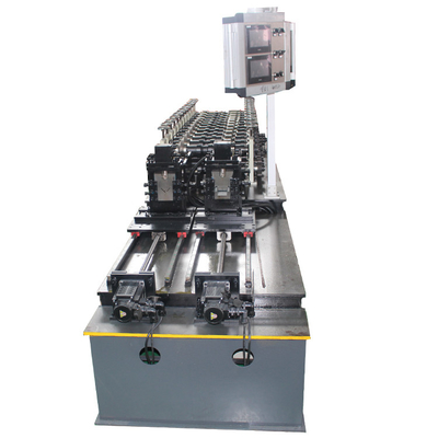 Keel Stud And Track Roll leggero che forma la doppia testa della macchina