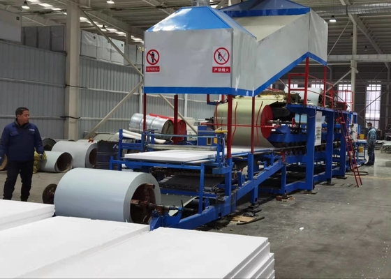 1 anno di garanzia PLC pannello sandwich roll formare macchina con Flying Tracking taglio