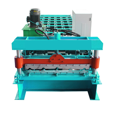 45# Macchina per la formazione di rotoli di piastrelle di tetto in acciaio a catena di alimentazione da 4 kW con sistema di controllo PLC