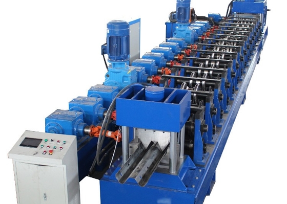 Macchina di formazione di rotoli di precisione per corrimano stradale con potenza di 2*22KW