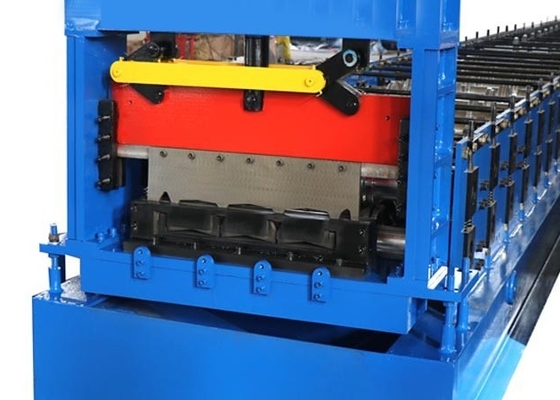 Macchina per la formazione di rotoli di fogli di acciaio per il tetto da pavimento da 380V/50HZ/3Phase 0,3-0,8 mm