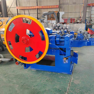 Alta velocità di copertura foglio di metallo chiodi che fanno macchina basso rumore