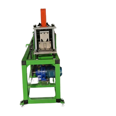 Alta precisione veloce chiusura porta rotolo macchina di formazione per la produzione liscia e accurata a 10-25m/min velocità di formazione