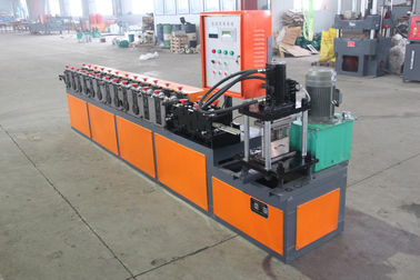 Macchina automatica dello sportello del rullo dello strato di GI della macchina della saracinesca di 0.8-1.0 millimetri