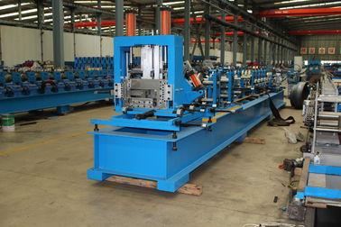 Rotolo cambiabile del Purlin di Z che forma operazione facile automatica dei semi a macchina