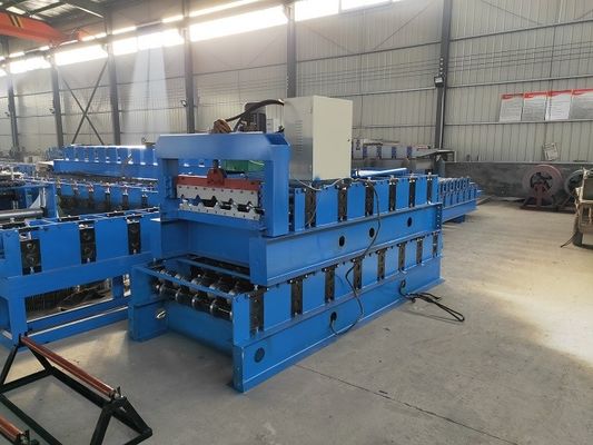 Trapezio 760mm rotolo delle mattonelle di tetto dello SpA di 5 costole che forma macchina
