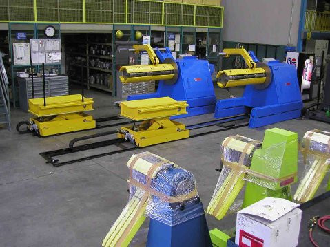 5 Ton Automatic Decoiler For Steel arrotolano idraulico