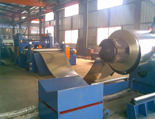 spessore di 1.5mm-3mm che fende la linea di produzione velocità semplice 30m/Min della bobina d'acciaio