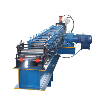 45 Macchina per la formazione di rotoli di porte a chiusura con sistema di controllo PLC da 7,5 kW