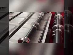 Lo SpA ha controllato l'arco che curva il rotolo del tetto che forma l'alta produttività della macchina